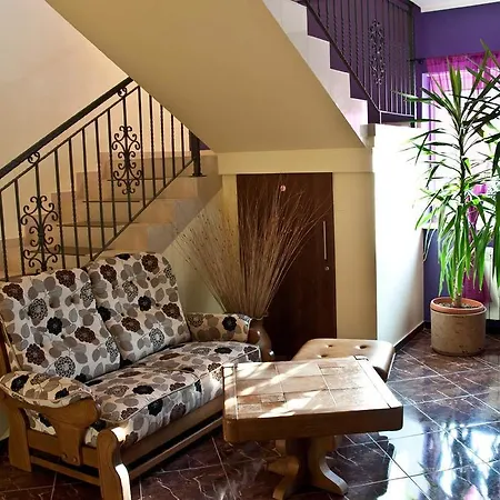 Bed & Breakfast Dom Goscinny Raszkowianka